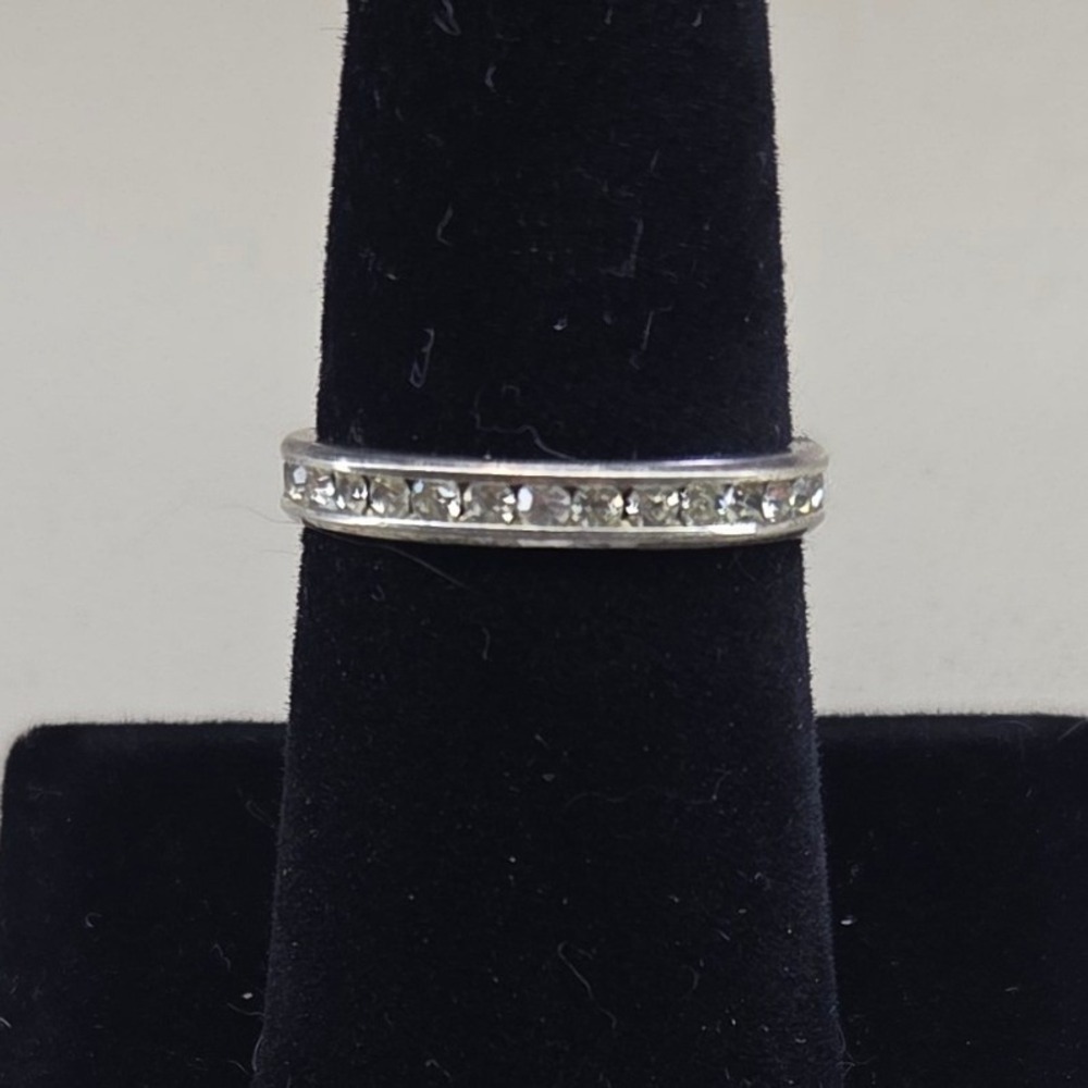 Silver Tone Clear Stone Eternity Band Channel Set Ring Women Size 8 0371